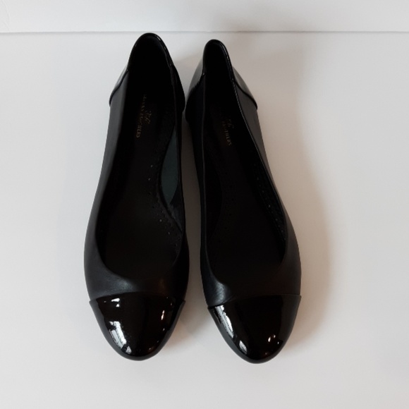 Brooks Brothers Shoes - Brooks Brothers '346" black flats